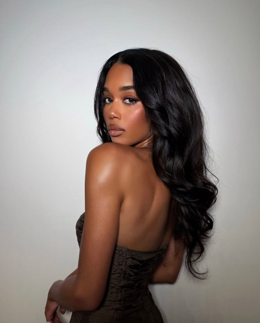 lauraharrier1748472978364277782373327645912421808.jpg