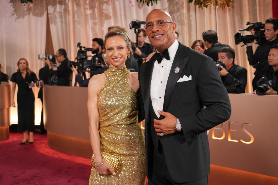 Lauren Hashian,Dwayne Johnson