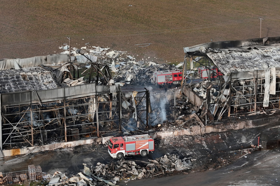 ΠΑΝΟΡΑΜΙΚΕΣ ΛΗΨΕΙΣ ΑΠΟ ΤΟ ΚΑΤΕΣΤΡΑΜΕΝΟ ΕΡΓΟΣΤΑΣΙΟ ΜΠΙΣΚΟΤΩΝ 