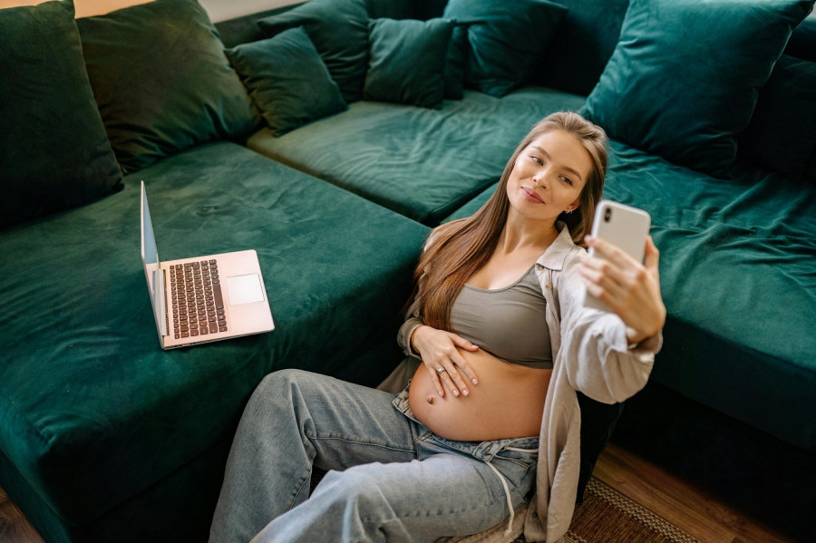motherhood2.jpg
