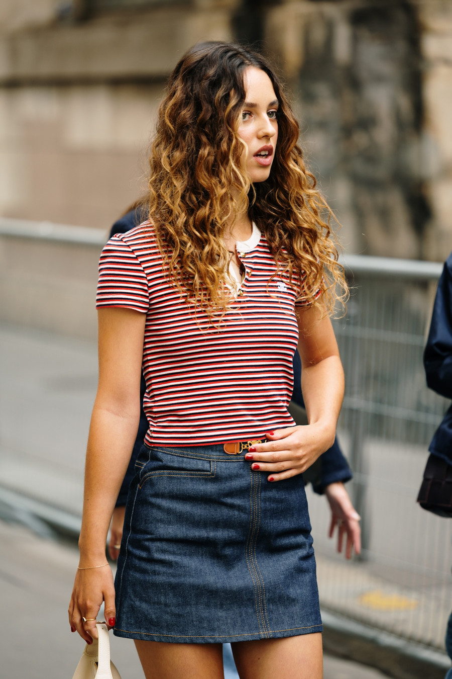 paris-hc-str-f25-0106-3.jpg