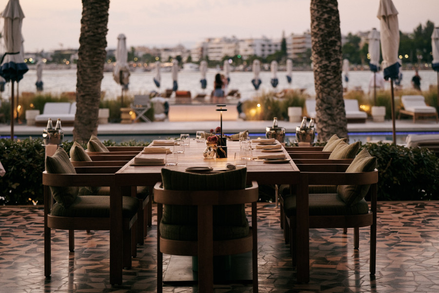 13ooaaepicurean-tables.jpg