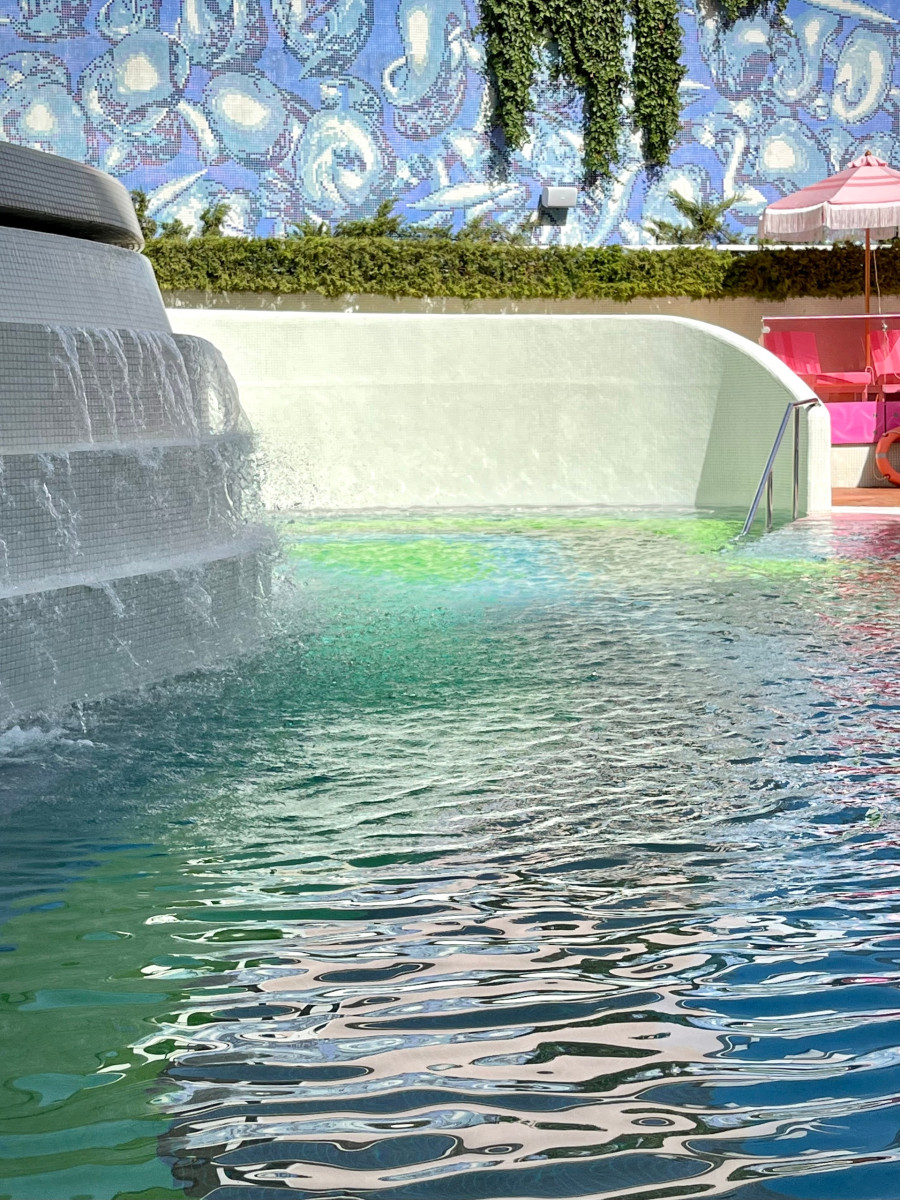 semiramis-pool-2.jpg