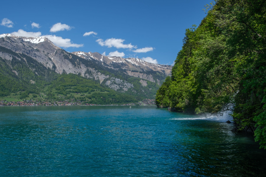 1782137583806-354650179-lake-thun-switzerland-2.jpg