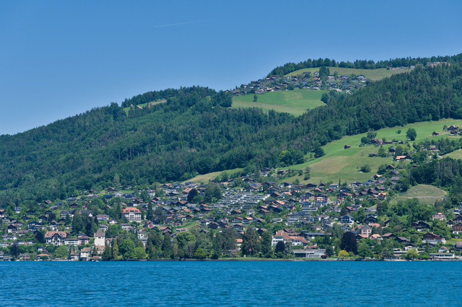 lake-thun-switzerland-1.jpg