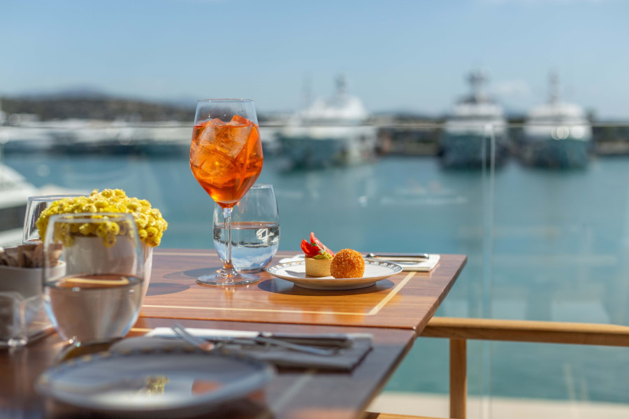 cova-astir-marina-3.jpg
