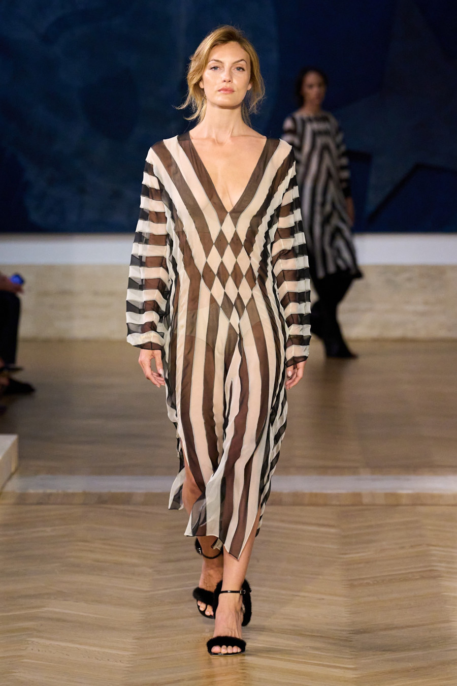 fendi-hc-f26-001.jpg