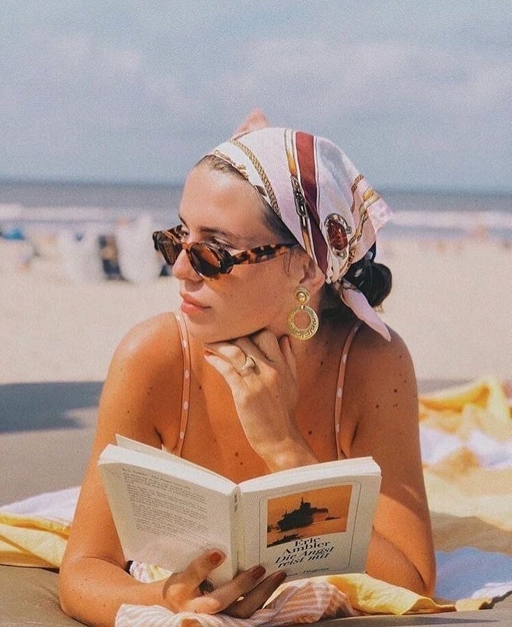 vogueandcoffee1753978424368896085222502732512943153.jpg