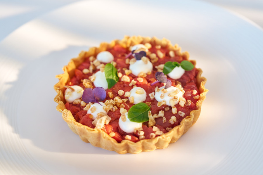 anoixth-kreatopita-me-tartar-mosxari.jpg