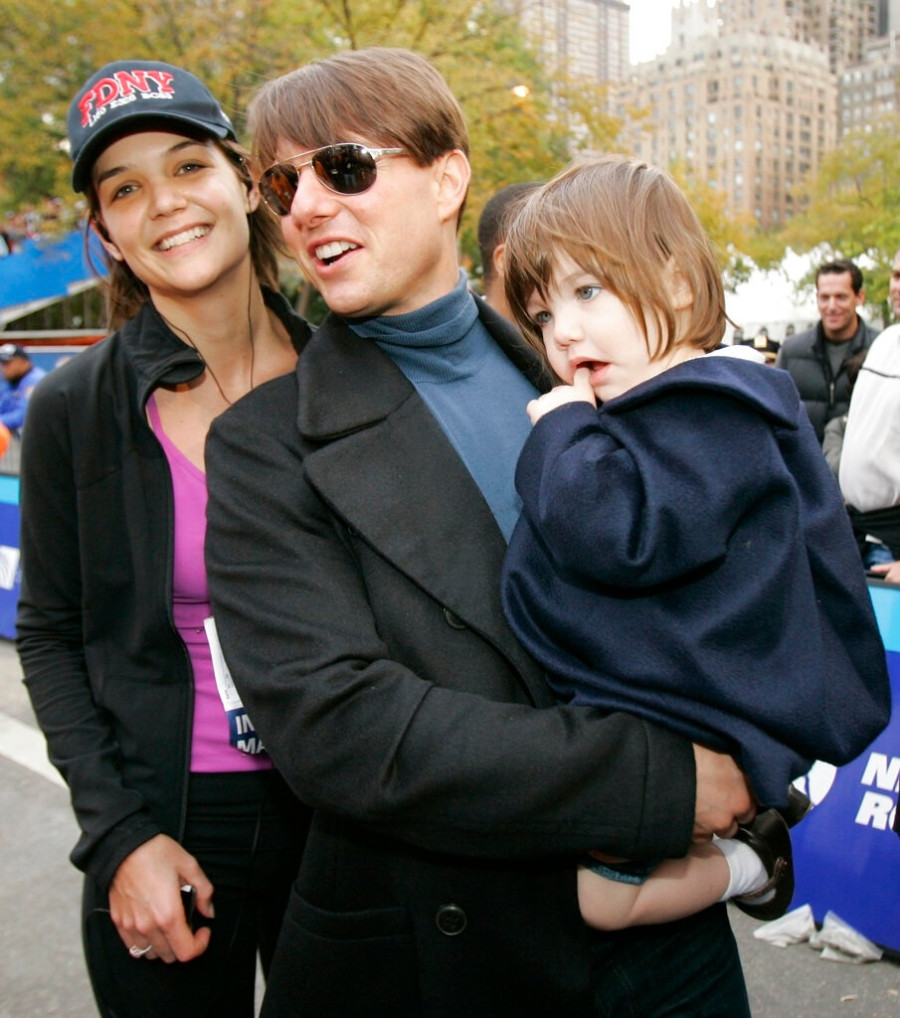 Katie Holmes, Tom Cruise, Suri Cruise
