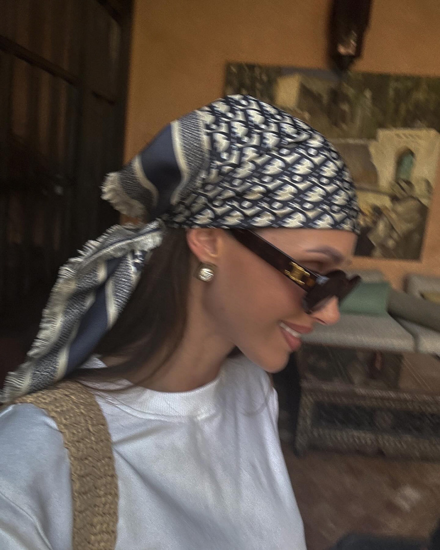 scarfhair.jpg