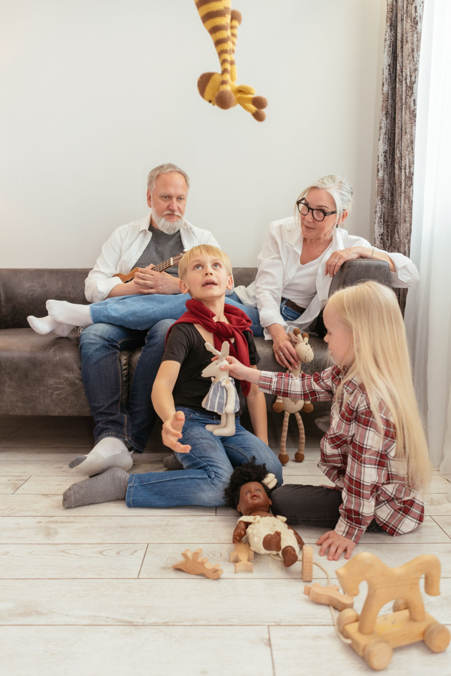 pappoudes-kai-giagiades1.jpg