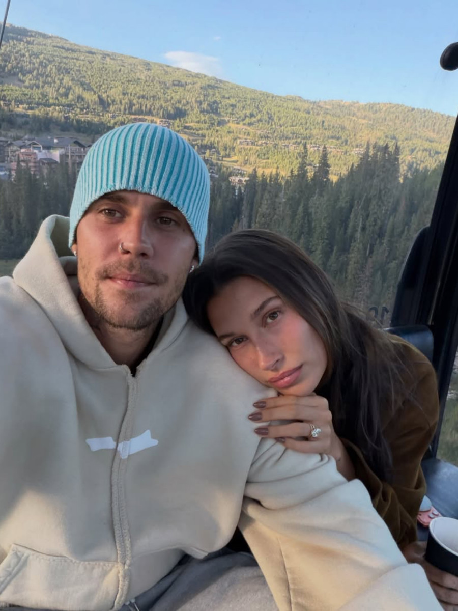taupenailshaileybieber.jpg