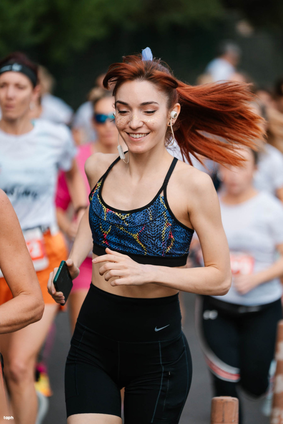 ladiesrun2025taphteam400.jpg
