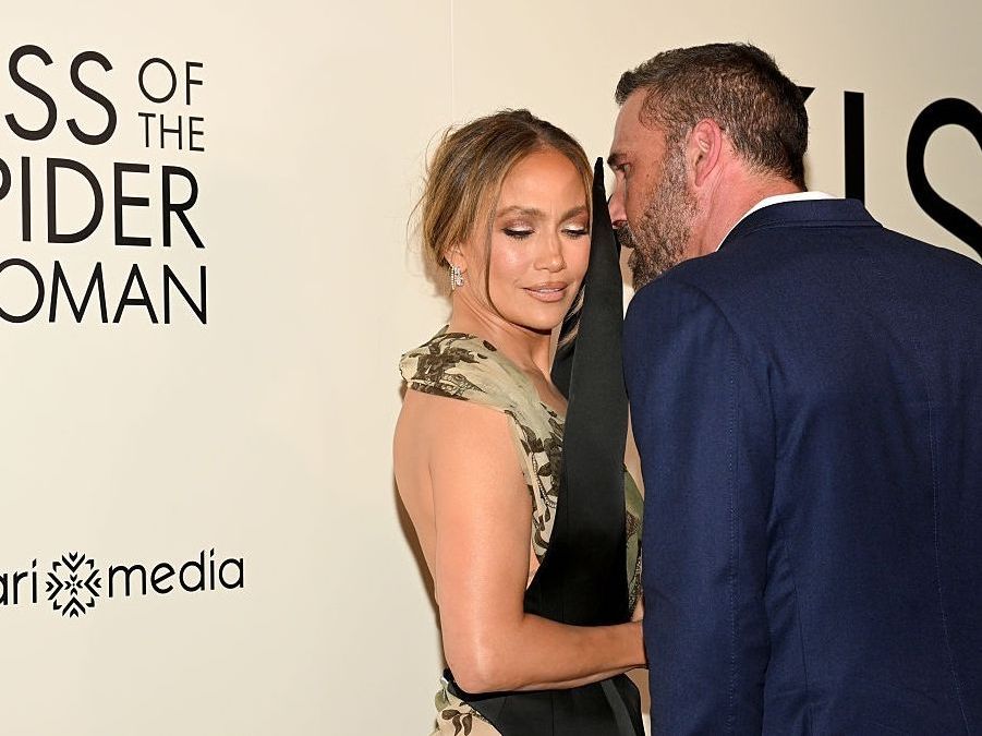 Jennifer Lopez και Ben Affleck: Η γλώσσα του σώματος μίλησε για το reunion και το κοινό επίσης