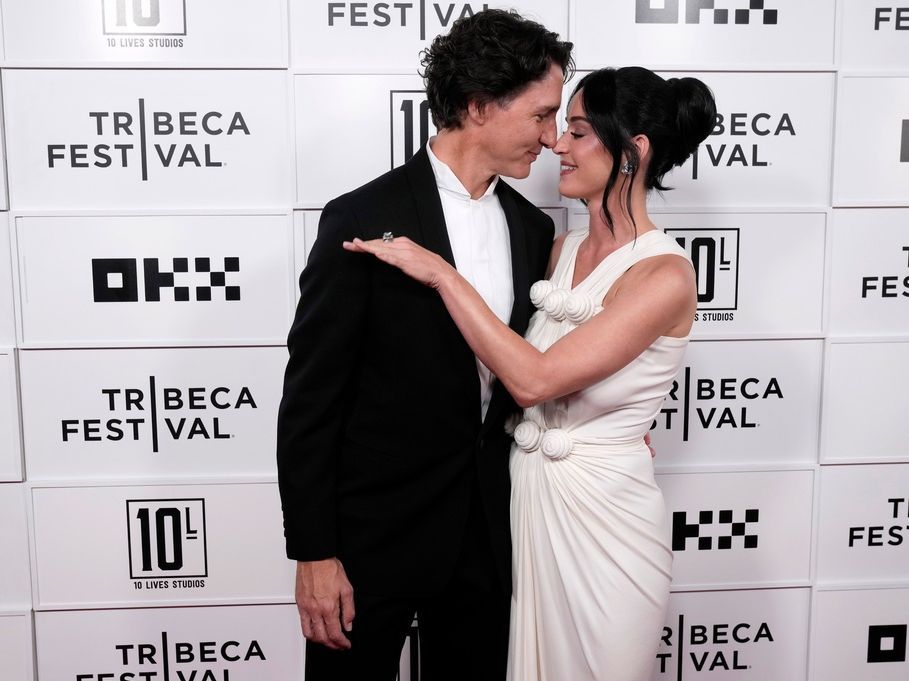 Η Katy Perry και ο Justin Trudeau έκαναν το «ντεμπούτο» τους στο κόκκινο χαλί ως ζευγάρι