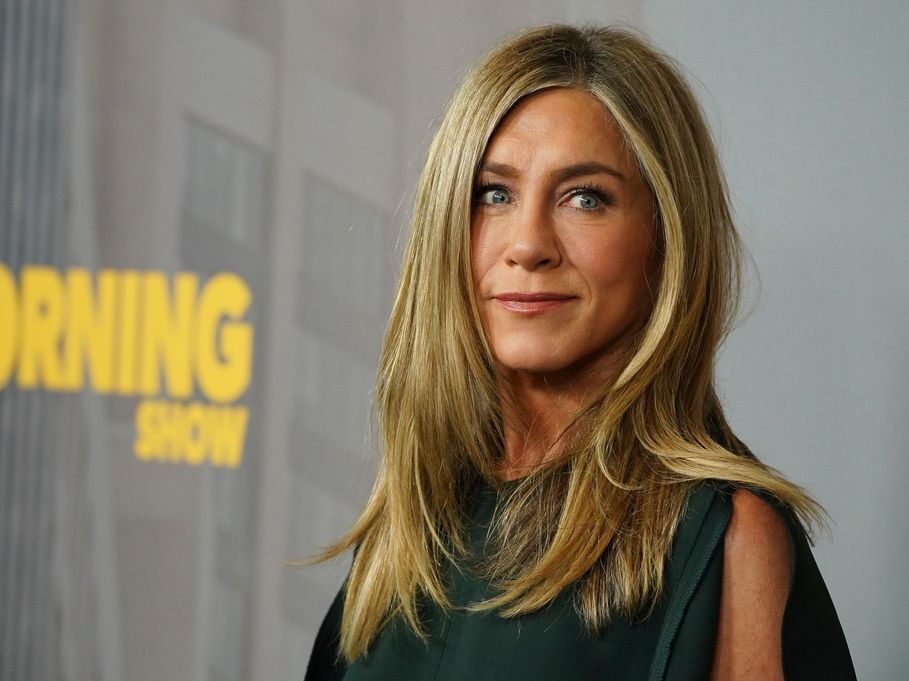 Το minimal σαλόνι της Jennifer Aniston είναι η έμπνευση που χρειάζεται κάθε σπίτι το 2026