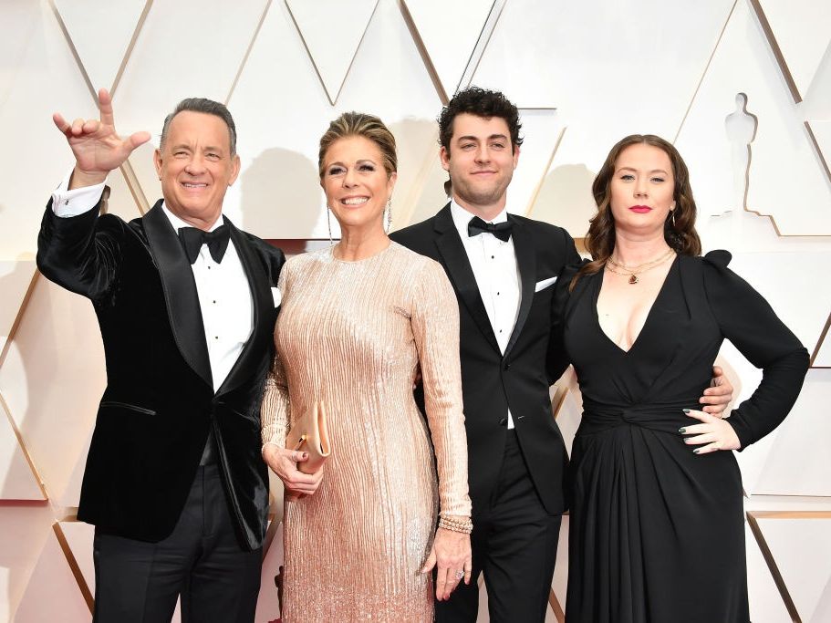 Η κόρη του Tom Hanks μιλά για τη δύσκολη παιδική της ηλικία: «Χρόνια γεμάτα σύγχυση, βία, στέρηση»