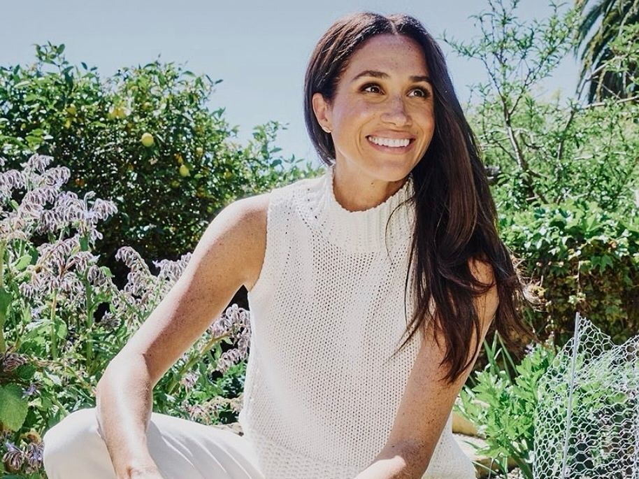H Meghan Markle γίνεται 44 ετών - 3 fashion εμφανίσεις του 2025 που έκαναν τη δούκισσα να ξεχωρίσει