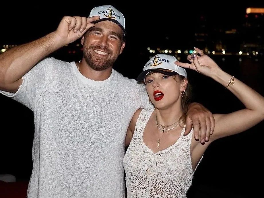Kάψτε τα όλα, κάψτε τα! Γιατί η Taylor Swift και ο Travis Kelce έκαψαν τη διακόσμηση του γάμου τους;