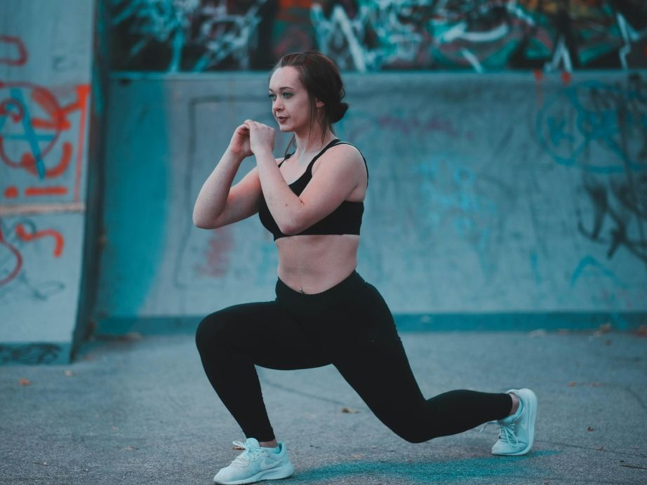 7 απλές ασκήσεις γυμναστικής για να βελτιώσεις τη φυσική σου κατάσταση μέσα σε ένα μήνα