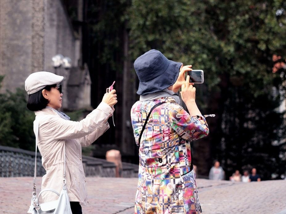 Το Instagram μάς κάνει τους χειρότερους τουρίστες και το Μπαλί πήρε τα μέτρα του