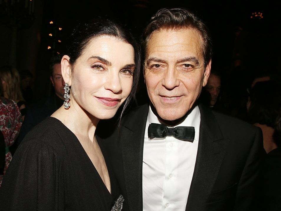 Όλοι αγνώριστοι όπως και ο  Clooney στο reunion του ΕR - Η τηλεοπτική παρέα 16 χρόνια μετά