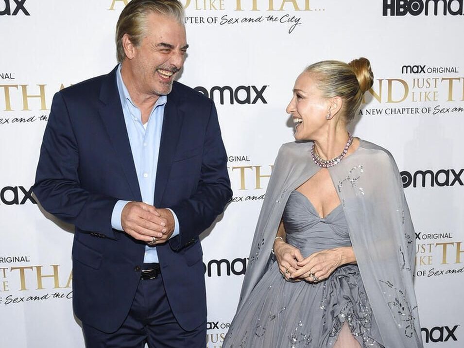 Carrie vs Big: To «αιχμηρό» σχόλιο του Chris Noth που γκρέμισε το είδωλο της Sarah Jessica Parker