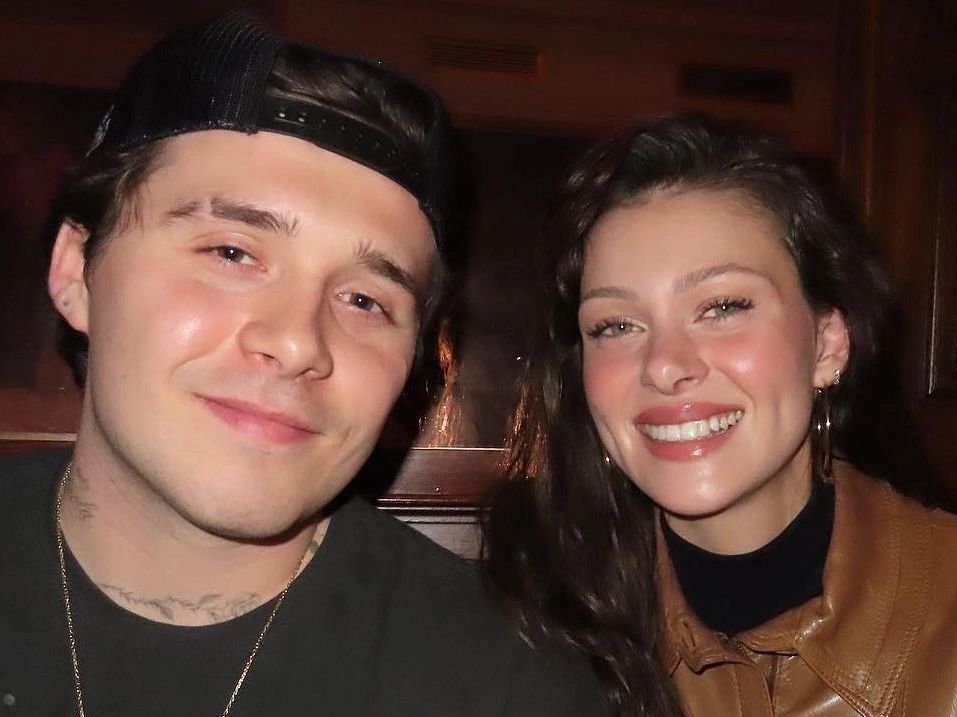 Θα γίνει ο Brooklyn Beckham ο νέος πρίγκιπας Harry; Η επταψήφια πρόταση για ένα βιβλίο - φωτιά