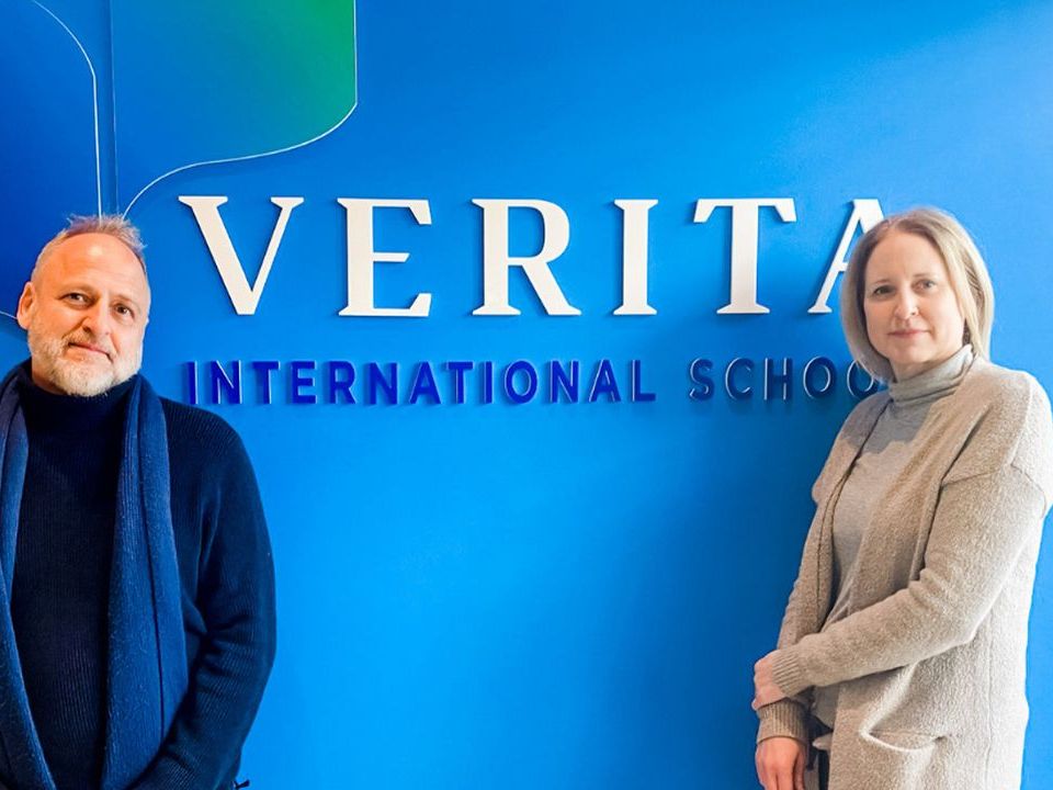 Michael Wolper:Από την Αμερική και την νευροεπιστήμη στην Ελλάδα και την ίδρυση ενός σχολείου