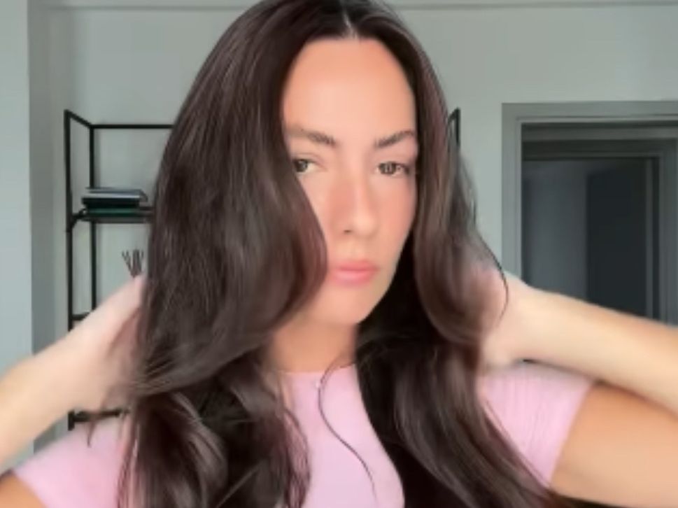 Ποιο είναι το hair serum που θα αποκτήσεις τα λαμπερά και μακριά μαλλιά της Μαρίας Παπαγεωργίου;