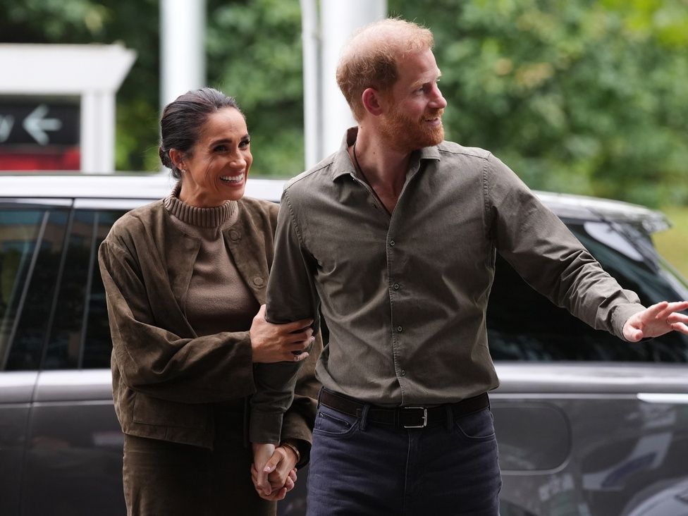 Meghan Markle: Γιατί δεν θα έπρεπε να επιστρέψει στην υποκριτική για χάρη του Harry (!)