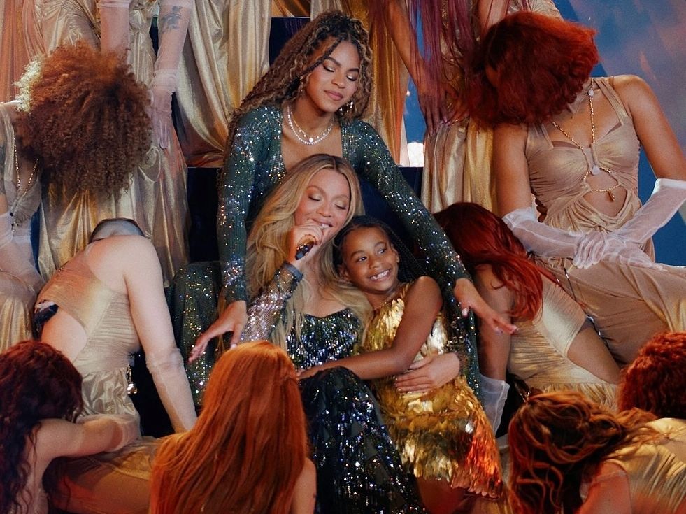 Blue Ivy και Rumi: Οι κόρες της Beyonce αποθεώθηκαν στο Cowboy Carter tour αλλά όλοι ψάχνουν τον Sir
