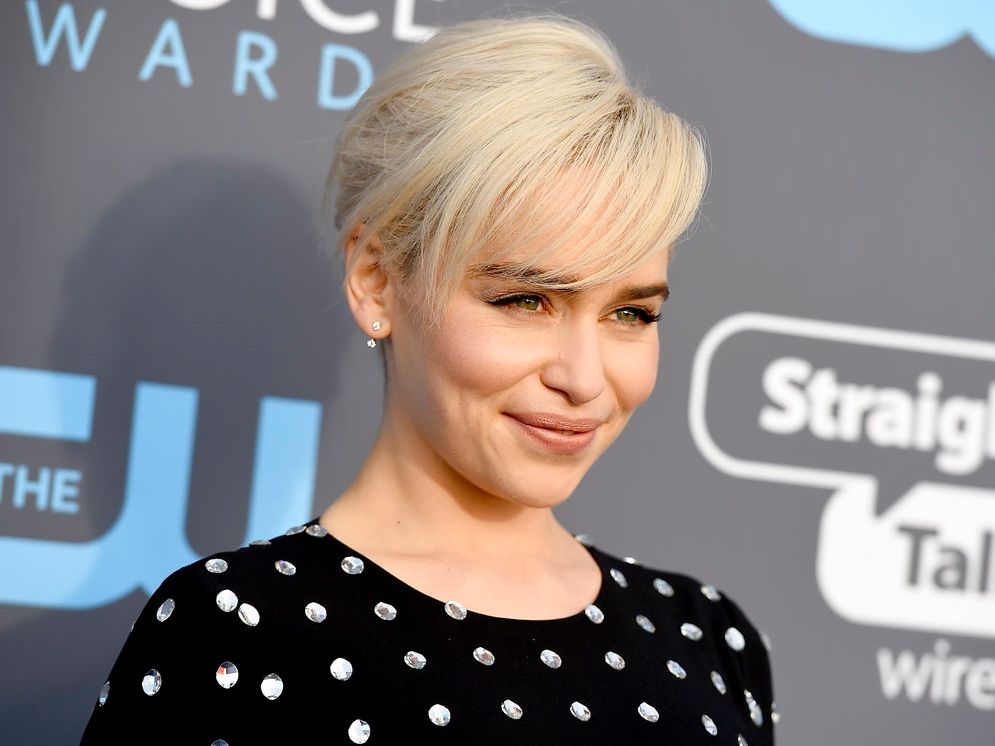 Η Emilia Clarke μιλά για τις δύο εγκεφαλικές αιμορραγίες που παραλίγο να της κοστίσουν τη ζωή