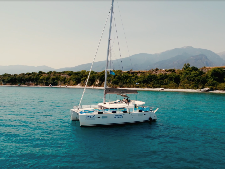 Τι έκαναν πάνω σε ένα catamaran η Κέισι Μίζιου και η Αλεξάνδρα Εξαρχοπούλου;
