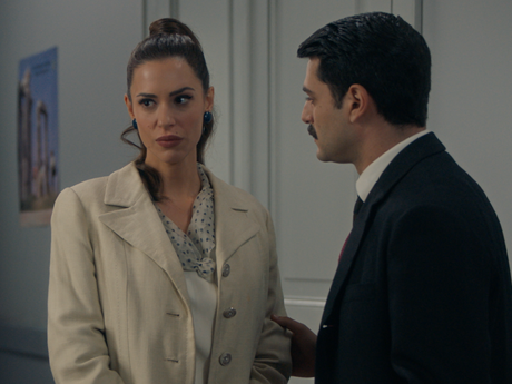 Το μυστικό για τον κρυφό δεσμό Στράτου - Άντζελας αποκαλύπτεται στο Porto Leone