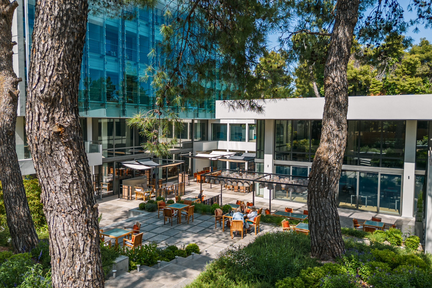 life-gallery-athens-queengr-1htmlm137e5098.png
